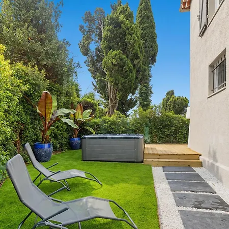 Luxueuse L'olivier 4 Jacuzzi Βίλα