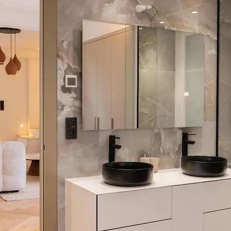 Luxueuse L'olivier 4 Jacuzzi *