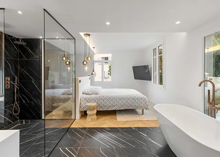 Luxueuse L'olivier 4 Jacuzzi *
