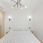 Luxueuse L'olivier 4 Jacuzzi *
