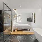 Luxueuse L'olivier 4 Jacuzzi *