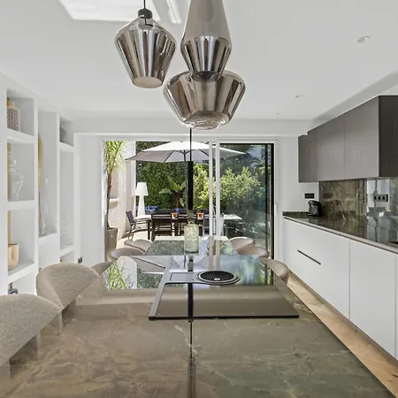 Luxueuse L'olivier 4 Jacuzzi Villa